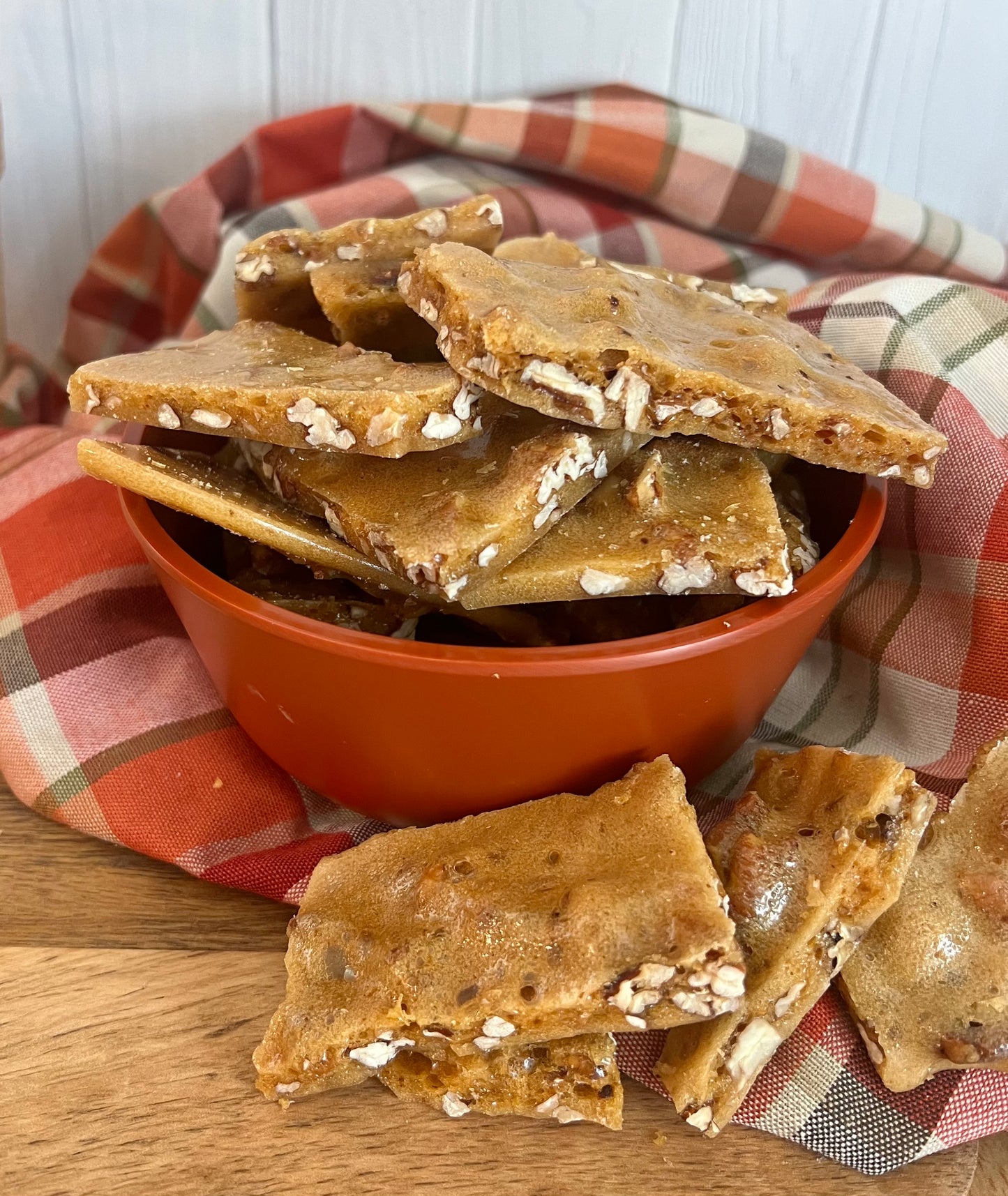 14 OZ AUNT LIZ’S GOURMET PECAN BRITTLE